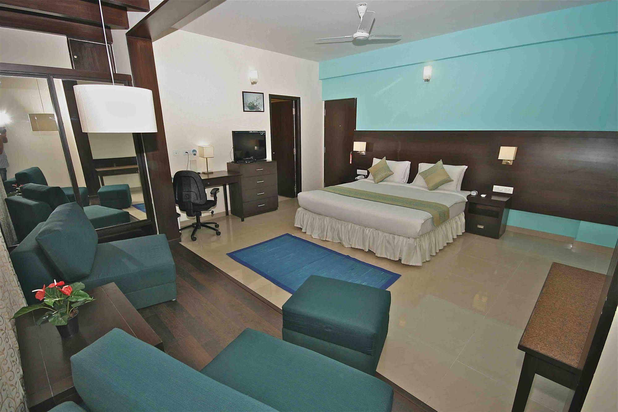 Treebo Trend Sterling Suites Inn Bangalore Eksteriør bilde