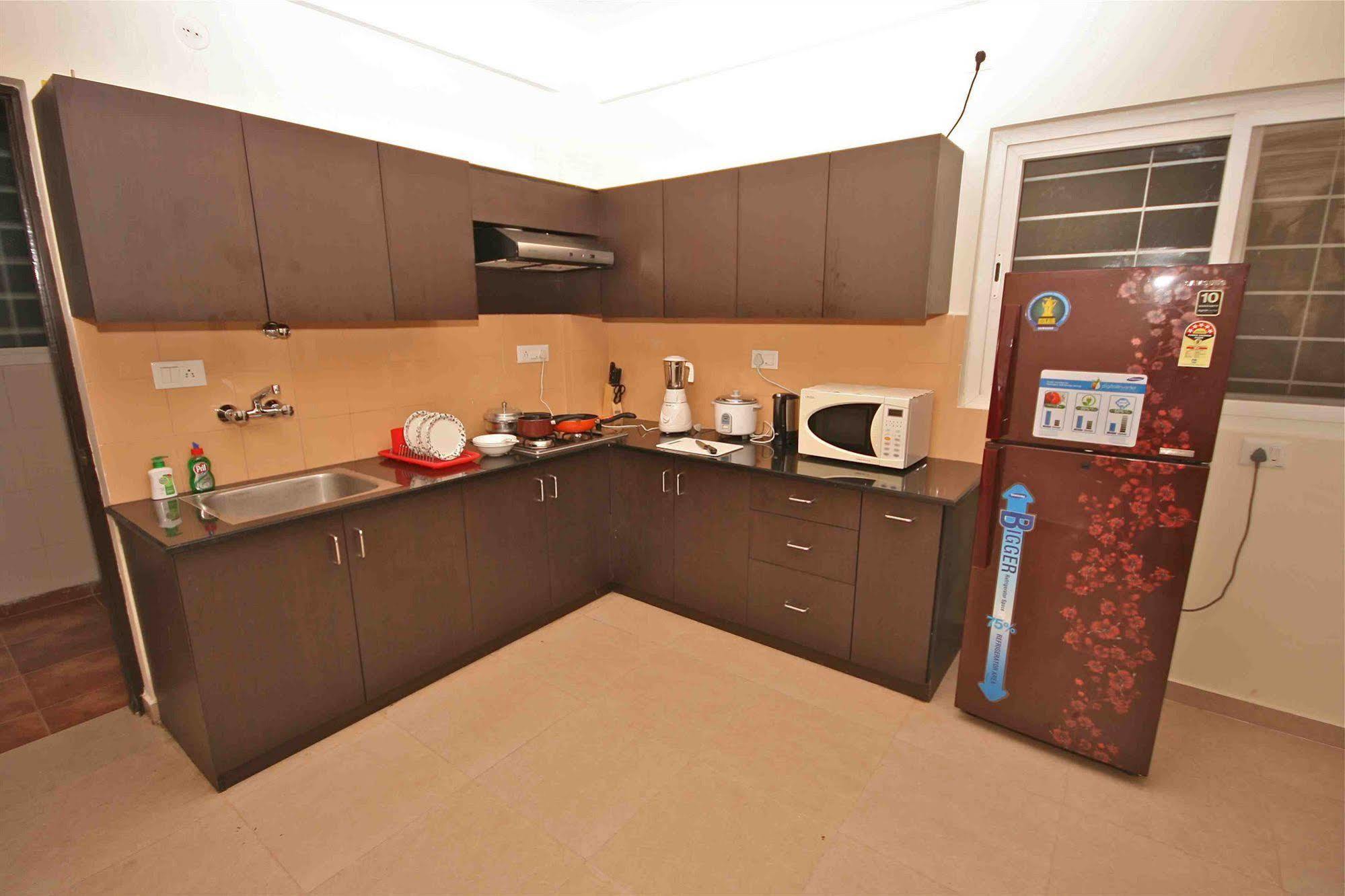 Treebo Trend Sterling Suites Inn Bangalore Eksteriør bilde