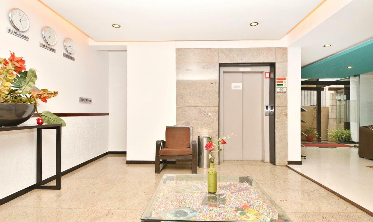 Treebo Trend Sterling Suites Inn Bangalore Eksteriør bilde